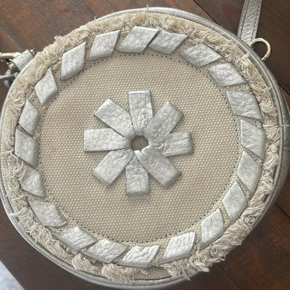 Jack rogers Stylish Silver and Cream Round Crossbody Bag - Picture 2 of 3